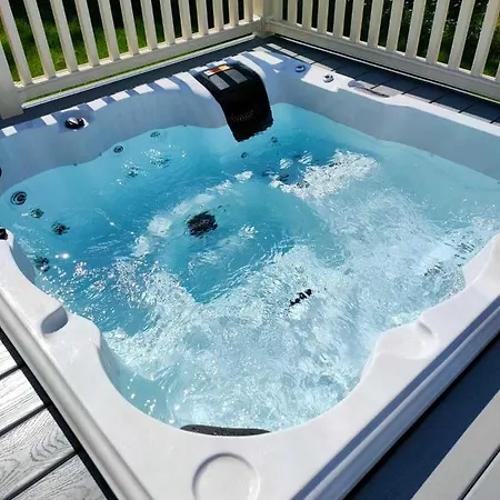Barakah With Hot Tub 约克