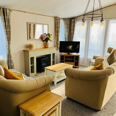 Barakah With Hot Tub *