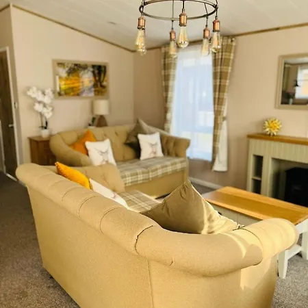 Barakah With Hot Tub *