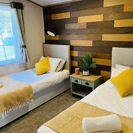 Barakah With Hot Tub York